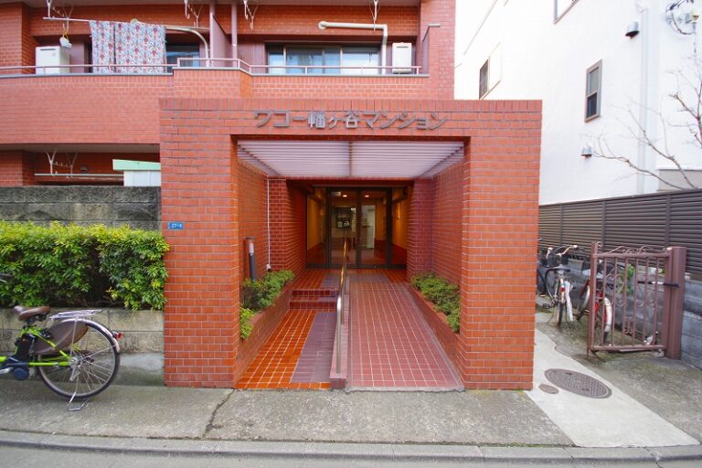 ワコー幡ヶ谷マンションＡ棟-エントランス